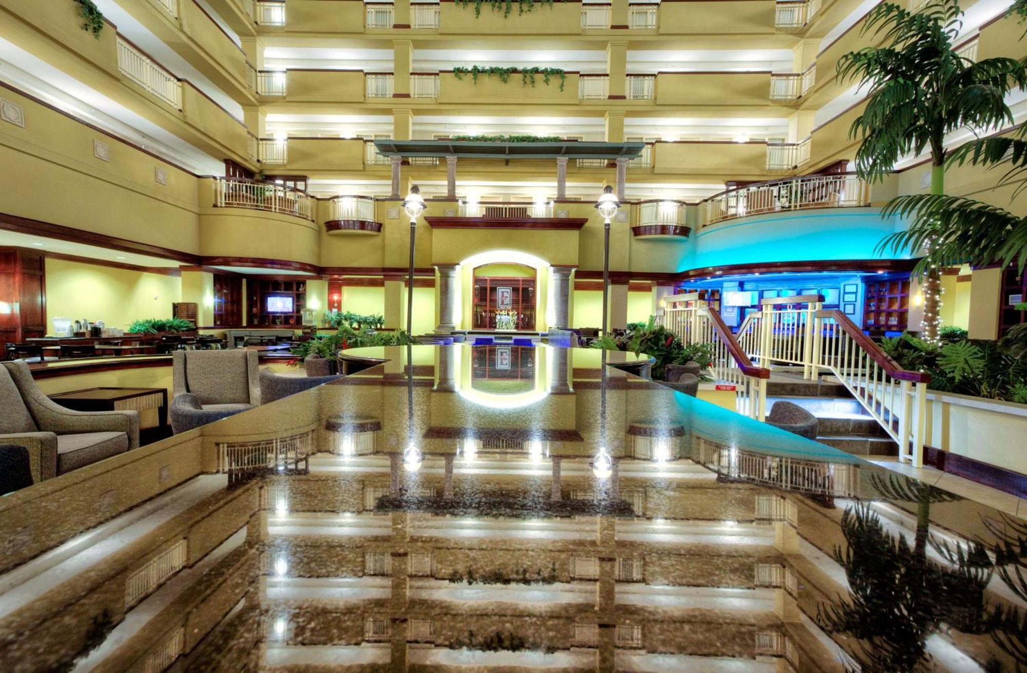 Embassy Suites By Hilton Laredo Eksteriør billede