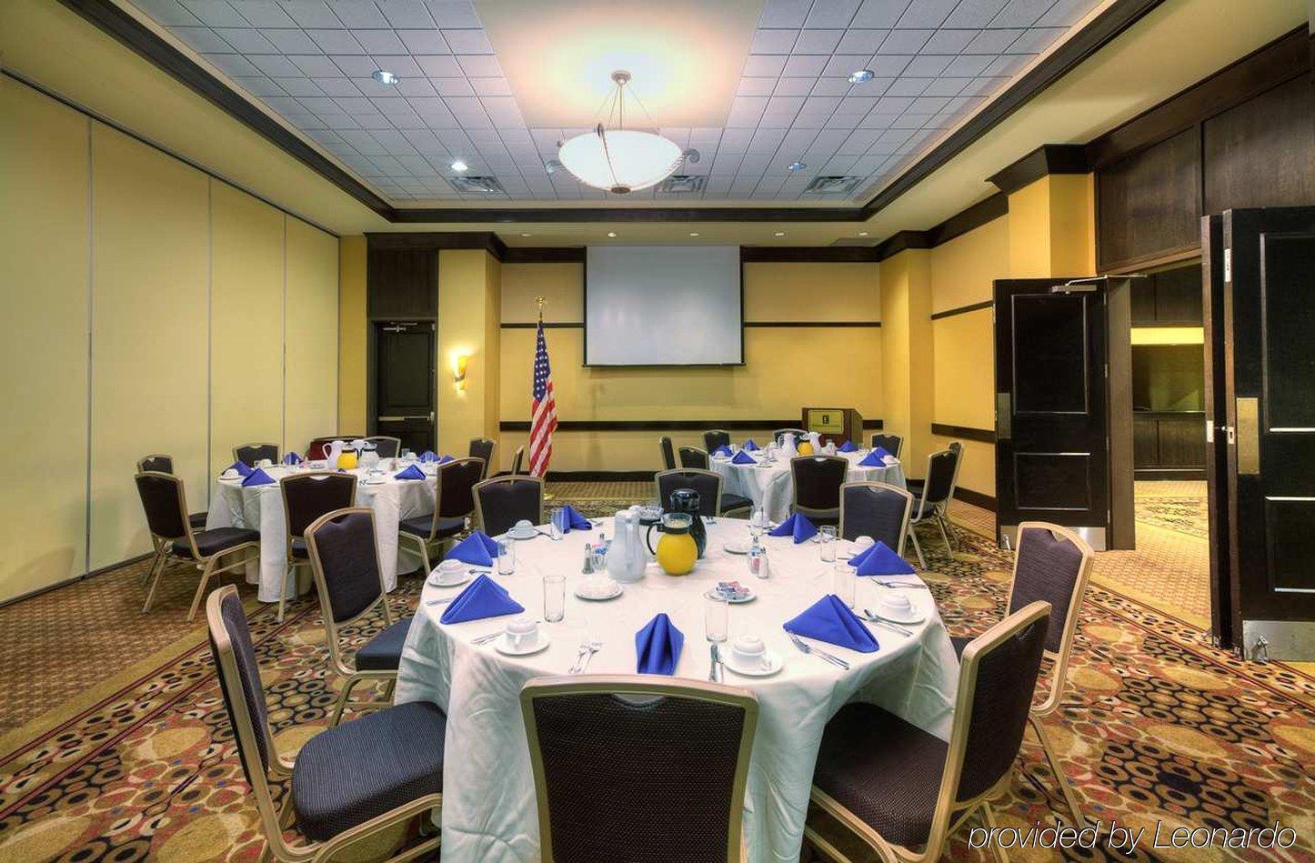 Embassy Suites By Hilton Laredo Restaurant billede